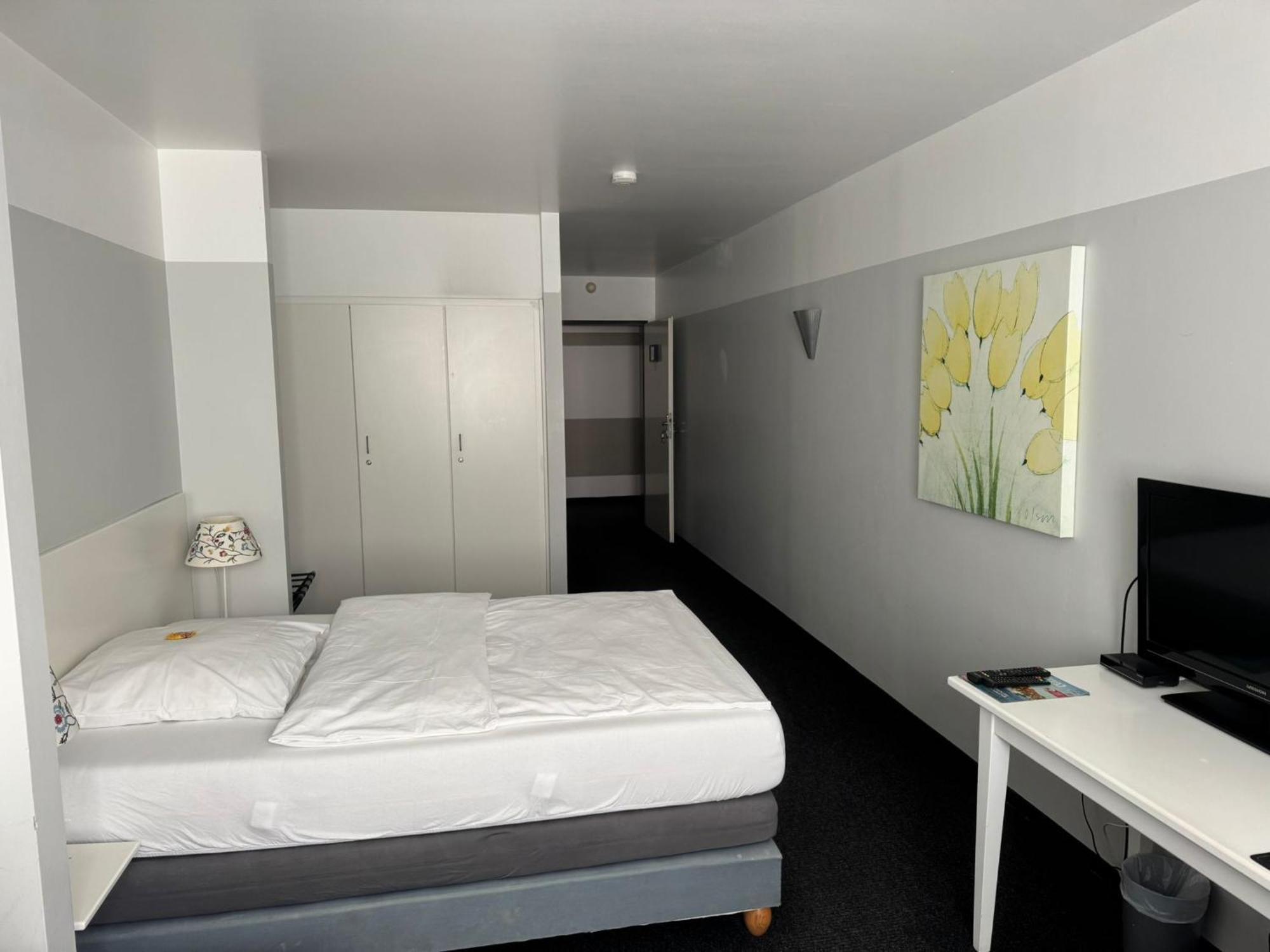 Hotel U Muelheim Free Parking Highspeed Wifi ミュルハイム・アン・デア・ルール エクステリア 写真