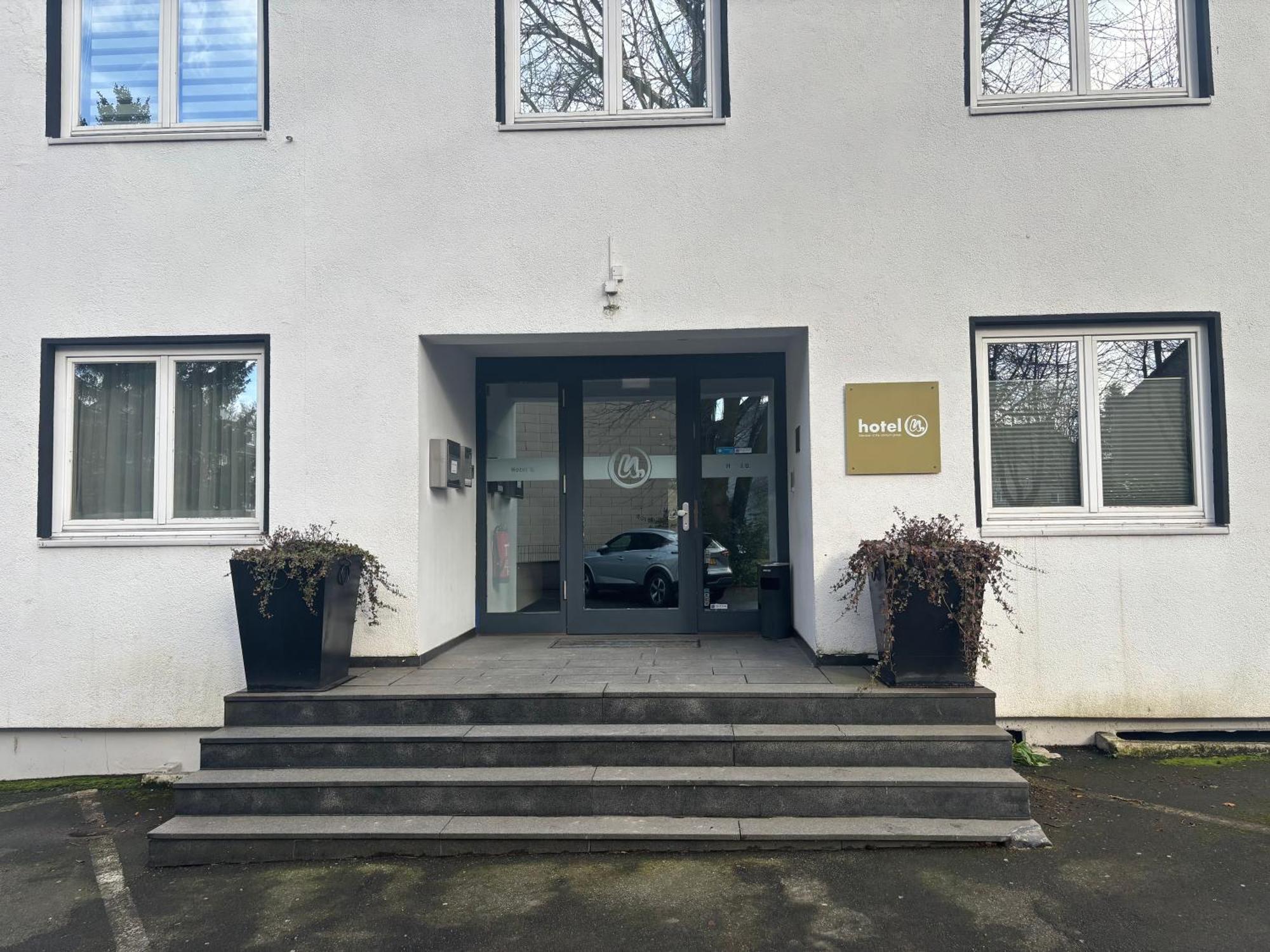 Hotel U Muelheim Free Parking Highspeed Wifi ミュルハイム・アン・デア・ルール エクステリア 写真