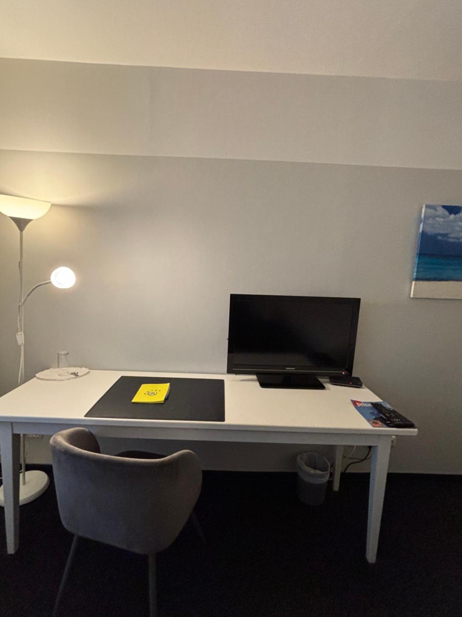 Hotel U Muelheim Free Parking Highspeed Wifi ミュルハイム・アン・デア・ルール エクステリア 写真