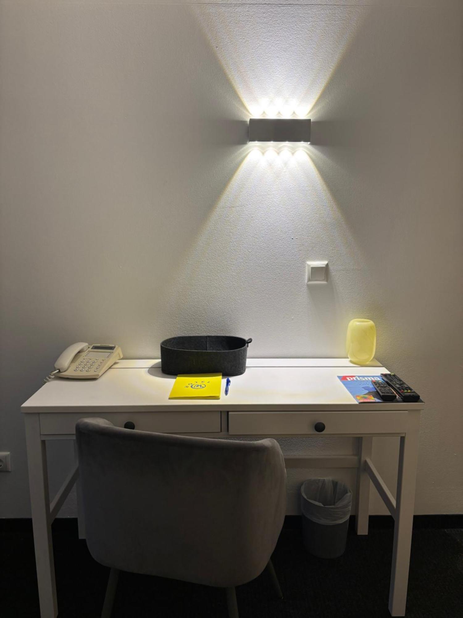 Hotel U Muelheim Free Parking Highspeed Wifi ミュルハイム・アン・デア・ルール エクステリア 写真