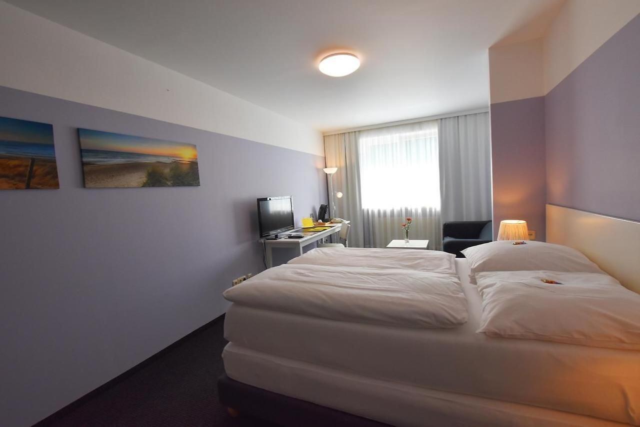 Hotel U Muelheim Free Parking Highspeed Wifi ミュルハイム・アン・デア・ルール エクステリア 写真